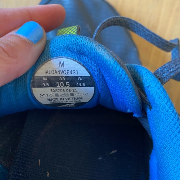 Men’s size 10.5 Altra Lone Peak 5 Charcoal and Teal Trail Shoes - Picture 9 of 10